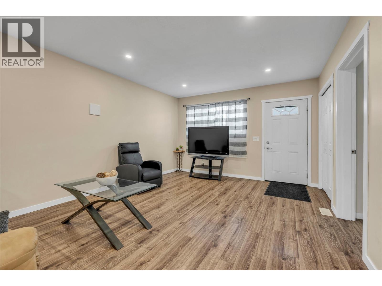 507 Duncan Avenue W, Penticton