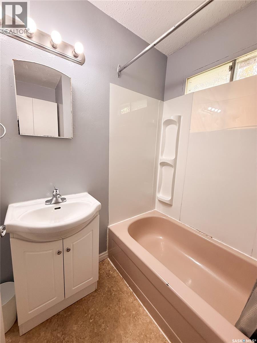 191 5th STREET E - 10