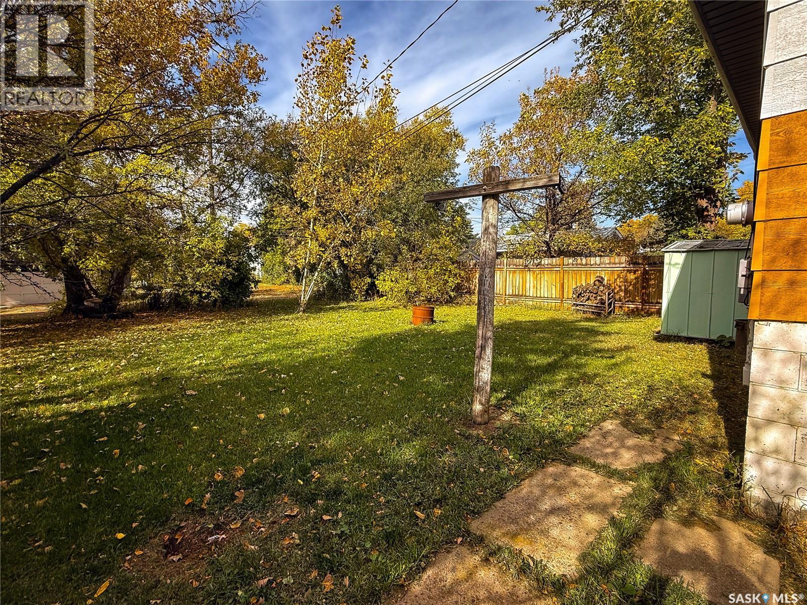 191 5th STREET E - 26