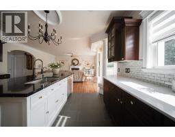 Dining room - 117 Burton Place, Fort Mcmurray, AB T9K1V4 Photo 18