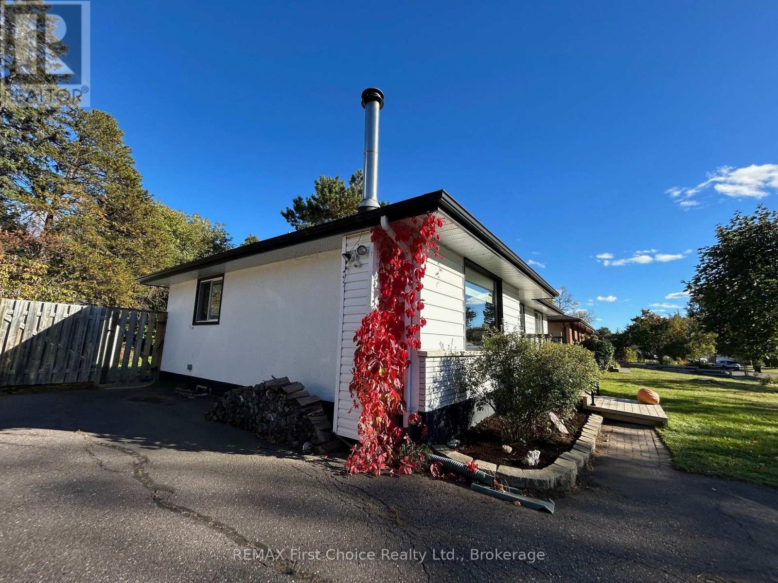 176 CRESCENT AVENUE - 3