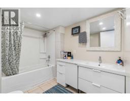 2411 51 Street NE - photo 25