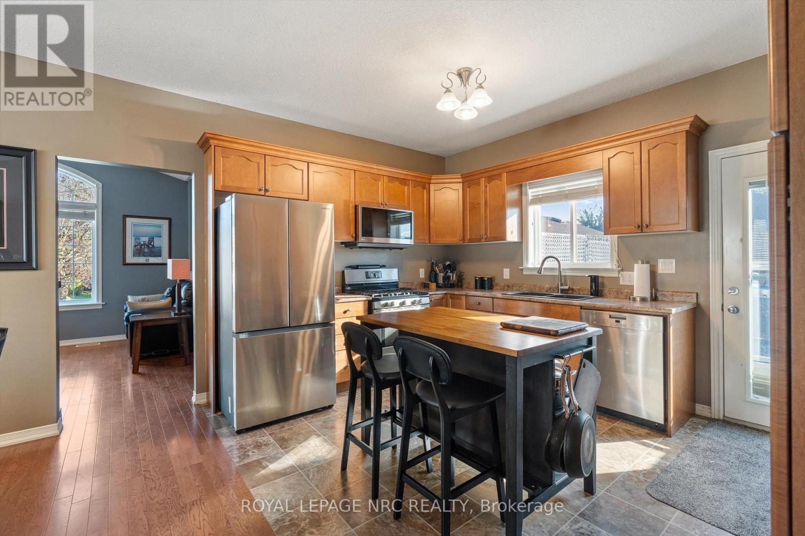 32 LAVINIA STREET - Image 12