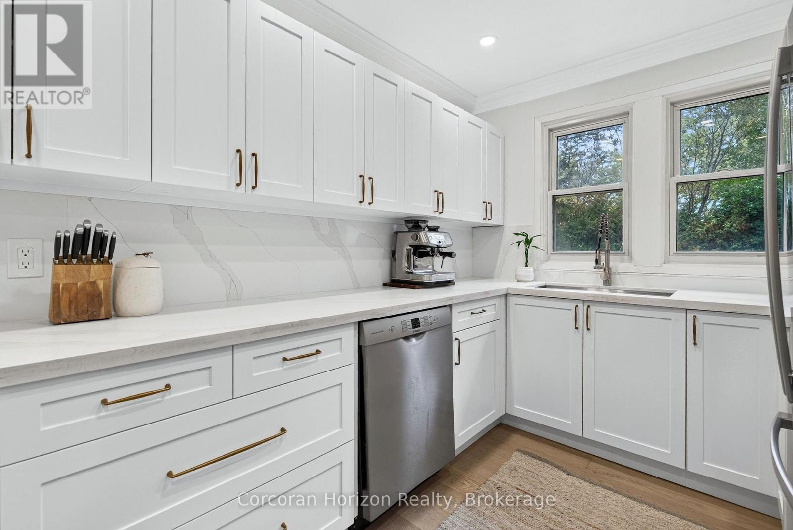 2223 GLENWOOD SCHOOL DRIVE - 13