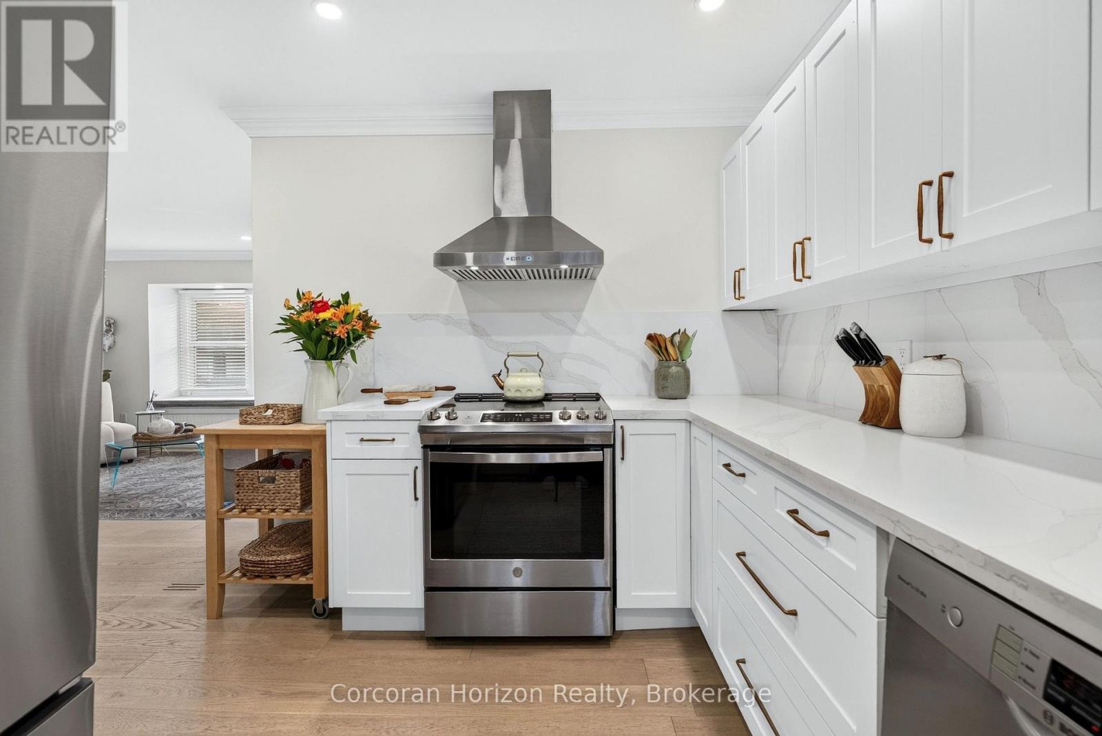 2223 GLENWOOD SCHOOL DRIVE - Image 15