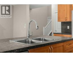 Bedroom - 177 Cougartown Circle Sw, Calgary, AB T3H0A3 Photo 11