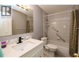 2643 Carissa Unit# Lower, Windsor, ON N8R2J9 Photo 10