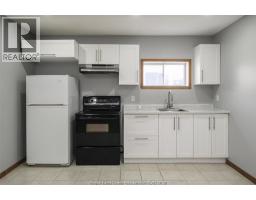 2643 Carissa Unit# Lower, Windsor, ON N8R2J9 Photo 9