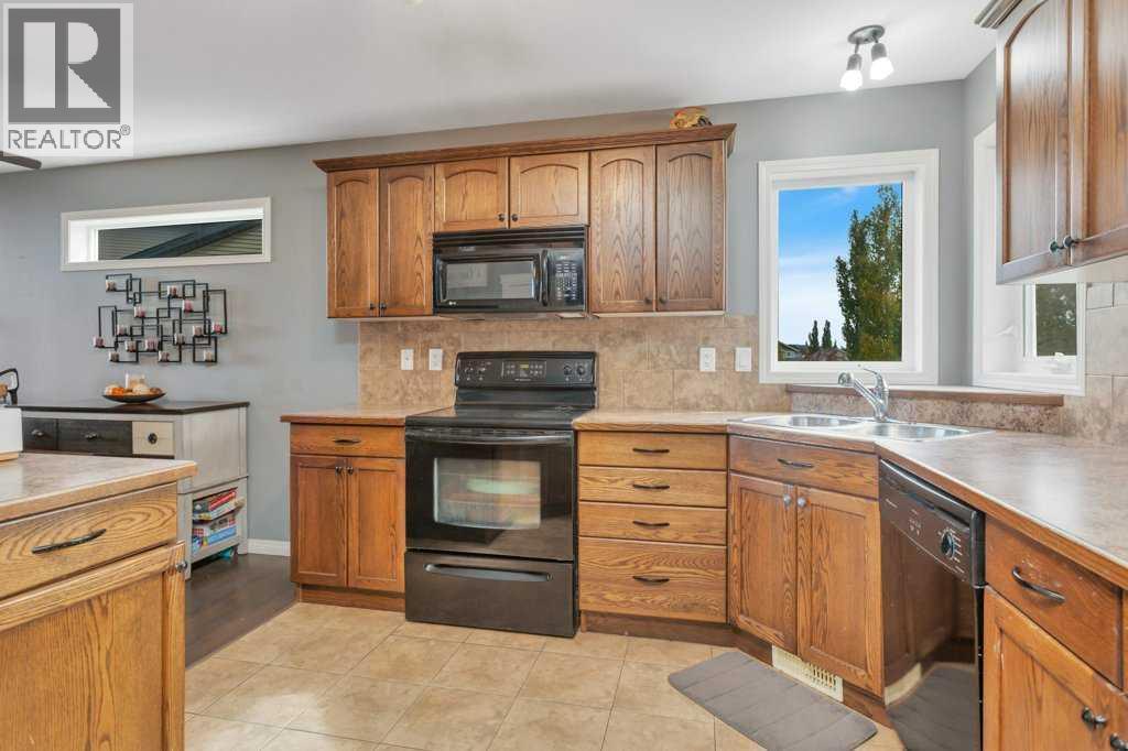 Listing photo – 39 Varty Close, Red Deer