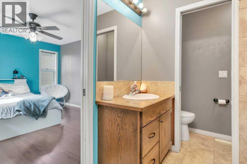 Listing photo – 39 Varty Close, Red Deer