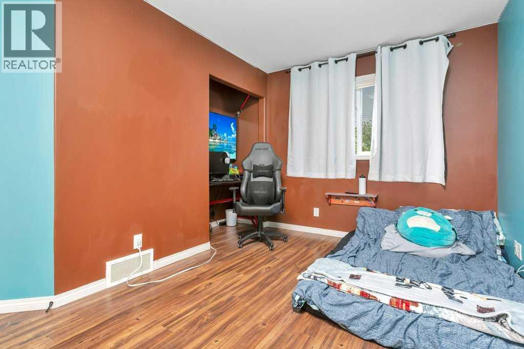 Listing photo – 39 Varty Close, Red Deer