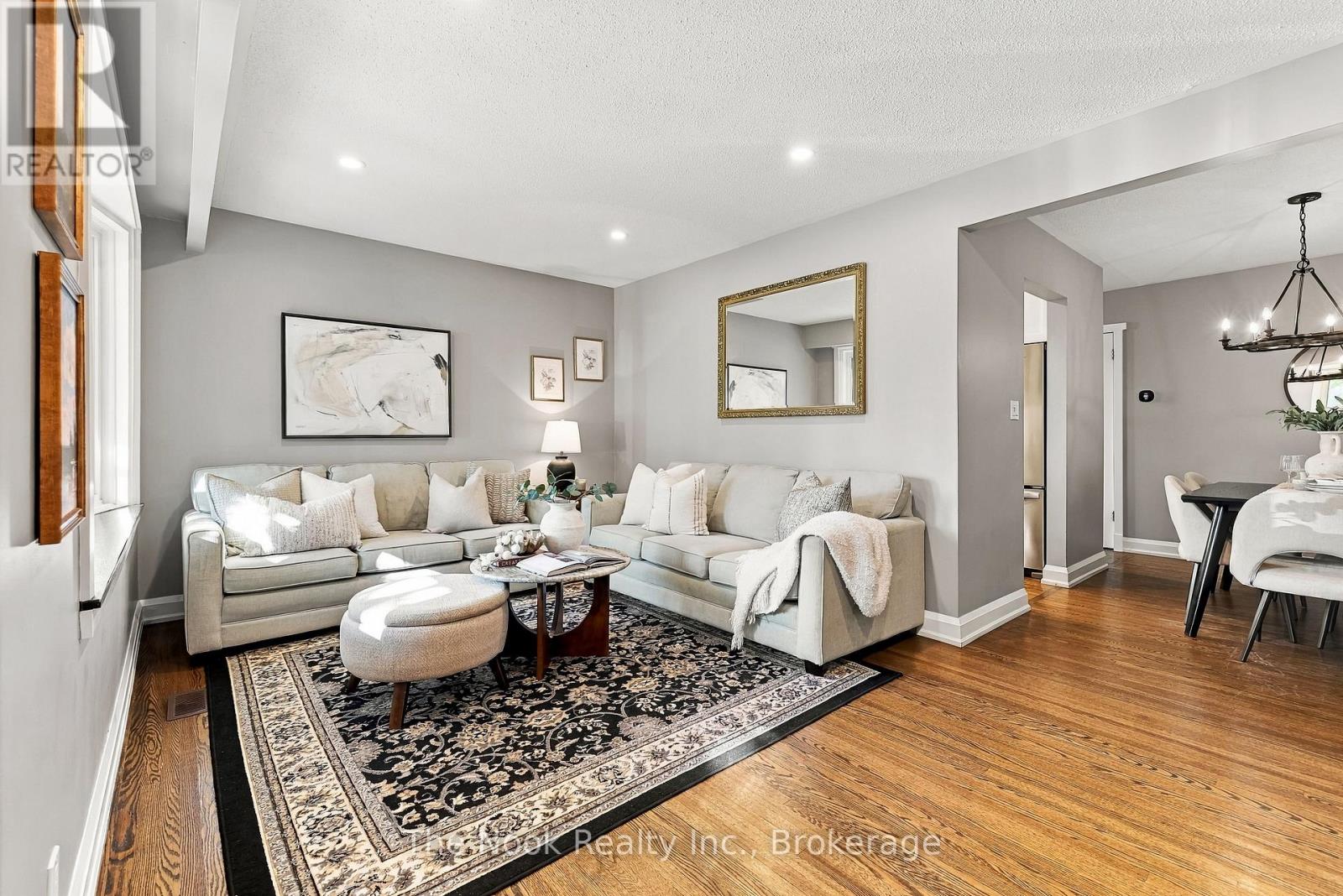 293 Brighton Court, Oshawa, ON photo 4