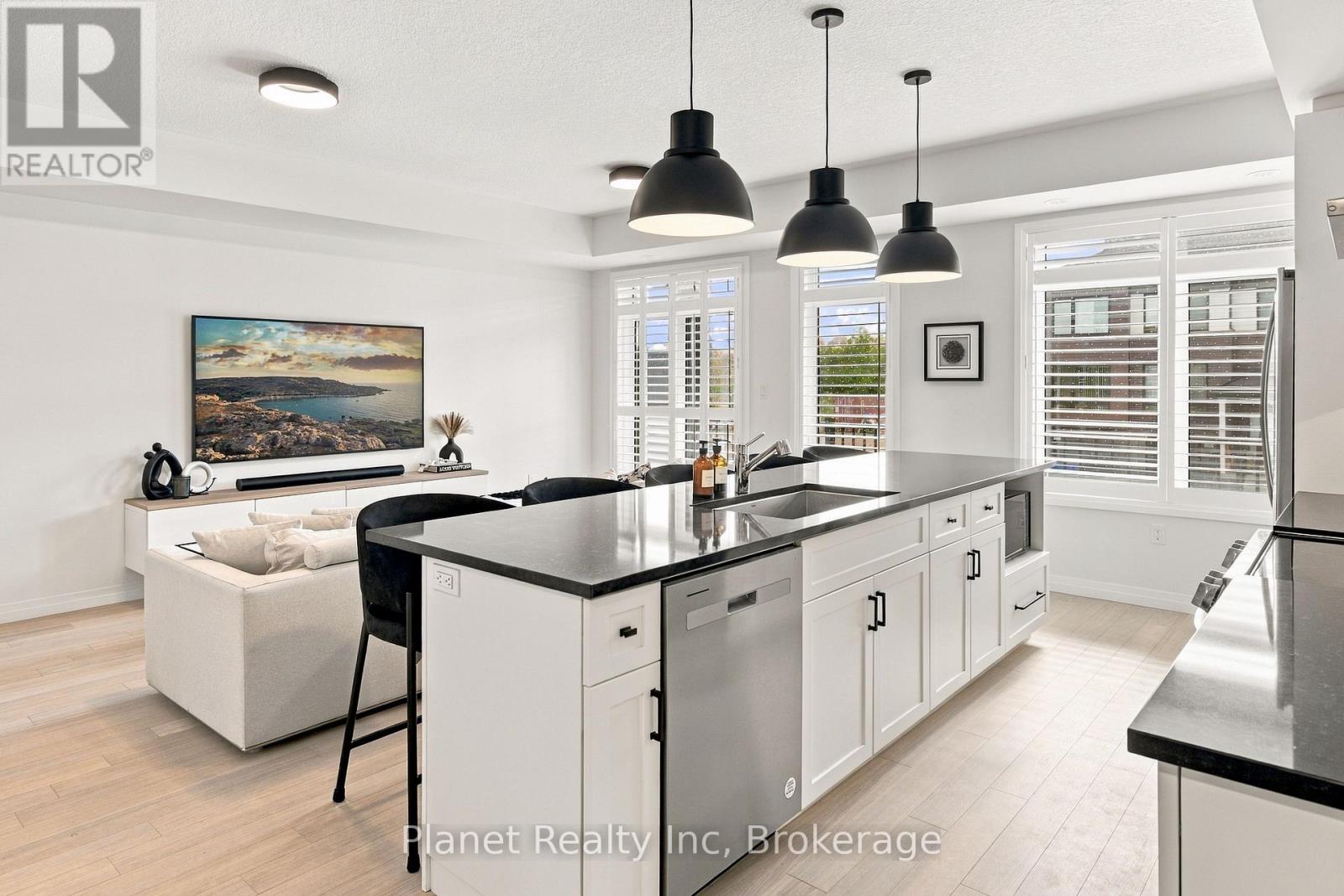 79 THATCHER DRIVE - Image 3