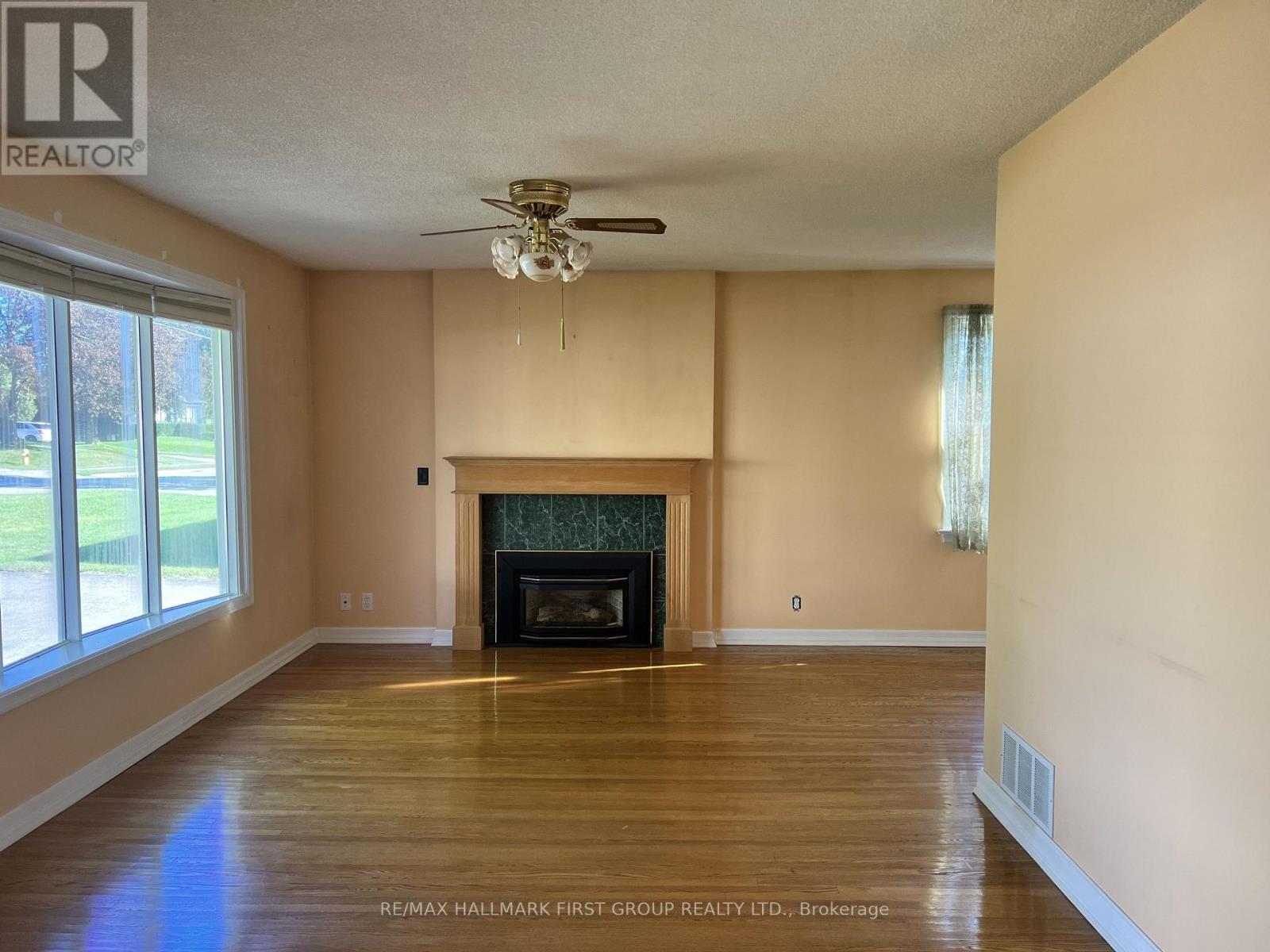1984 Glendale Drive, Pickering, ON photo 10
