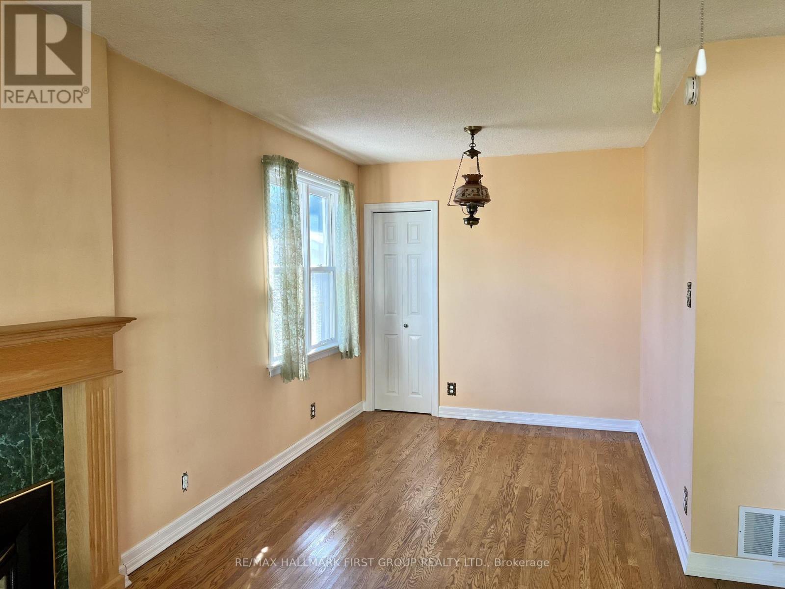 1984 Glendale Drive, Pickering, ON photo 12