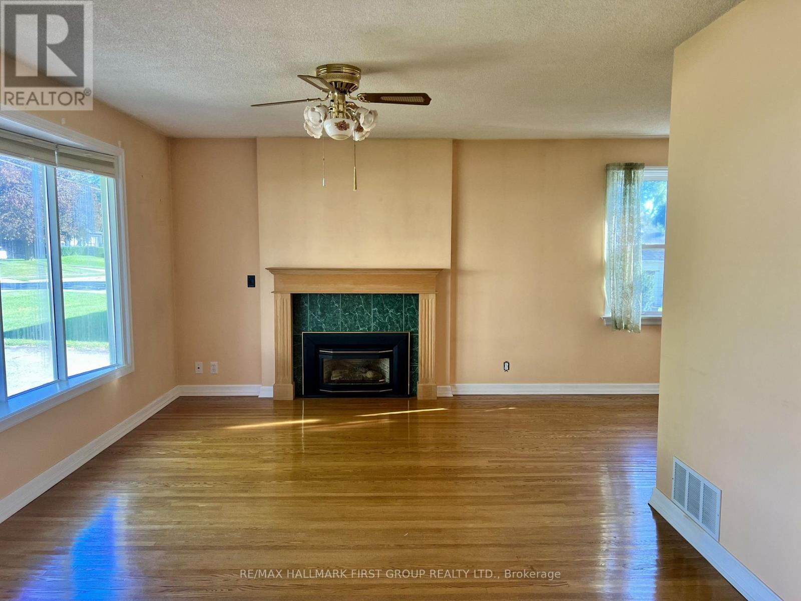 1984 Glendale Drive, Pickering, ON photo 8