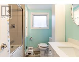 122 Holborne Avenue, Toronto, ON M4C2R4 Photo 20