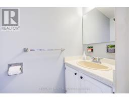 705 Edgewood Road, Pickering, ON L1V2Z5 Photo 22