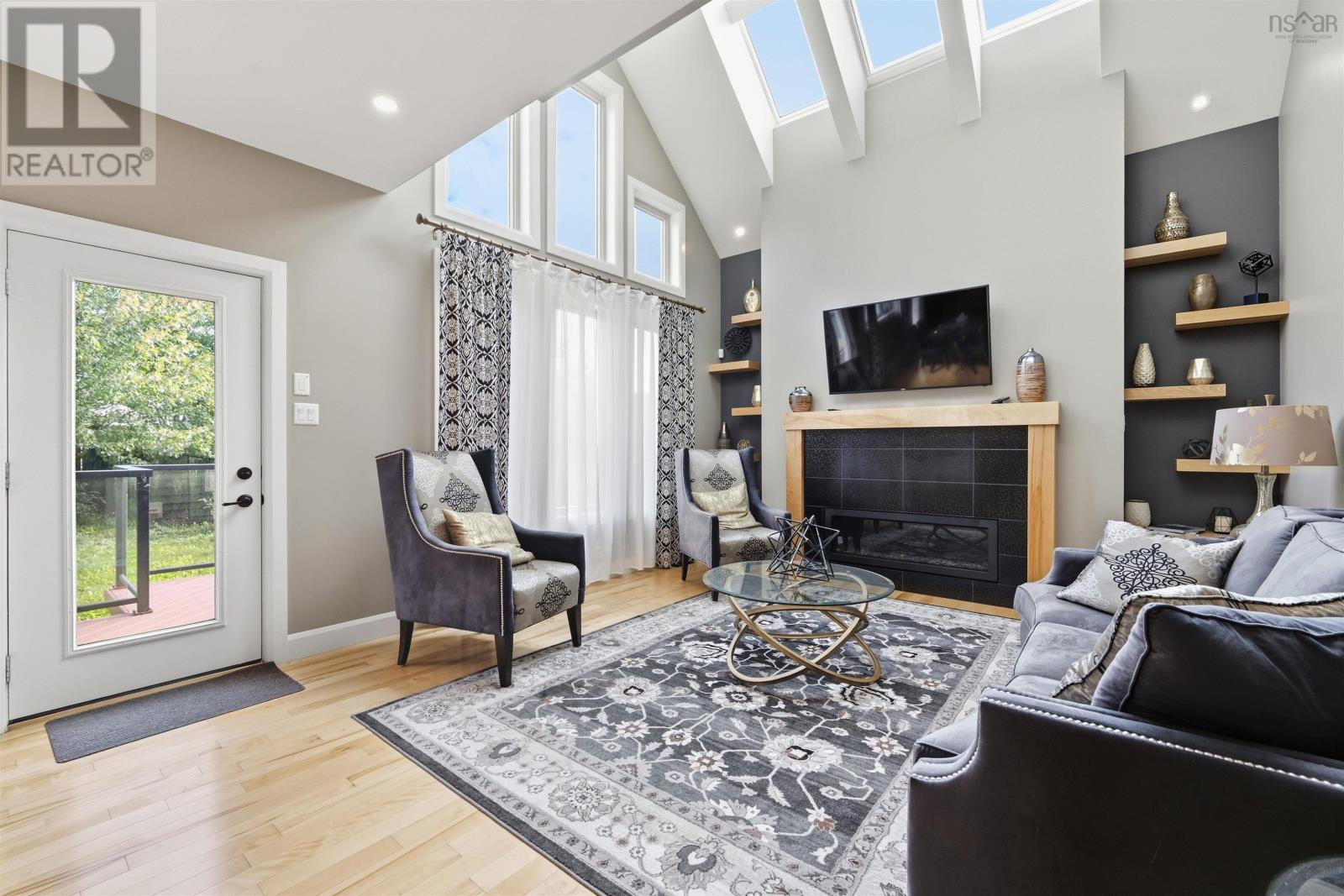Property 13 of 50 of 19 Weybridge Lane