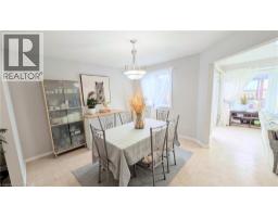 Dining room - 68 Benjamin Drive, Hamilton, ON L9A5K1 Photo 11