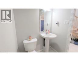 4pc Bathroom - 68 Benjamin Drive, Hamilton, ON L9A5K1 Photo 6