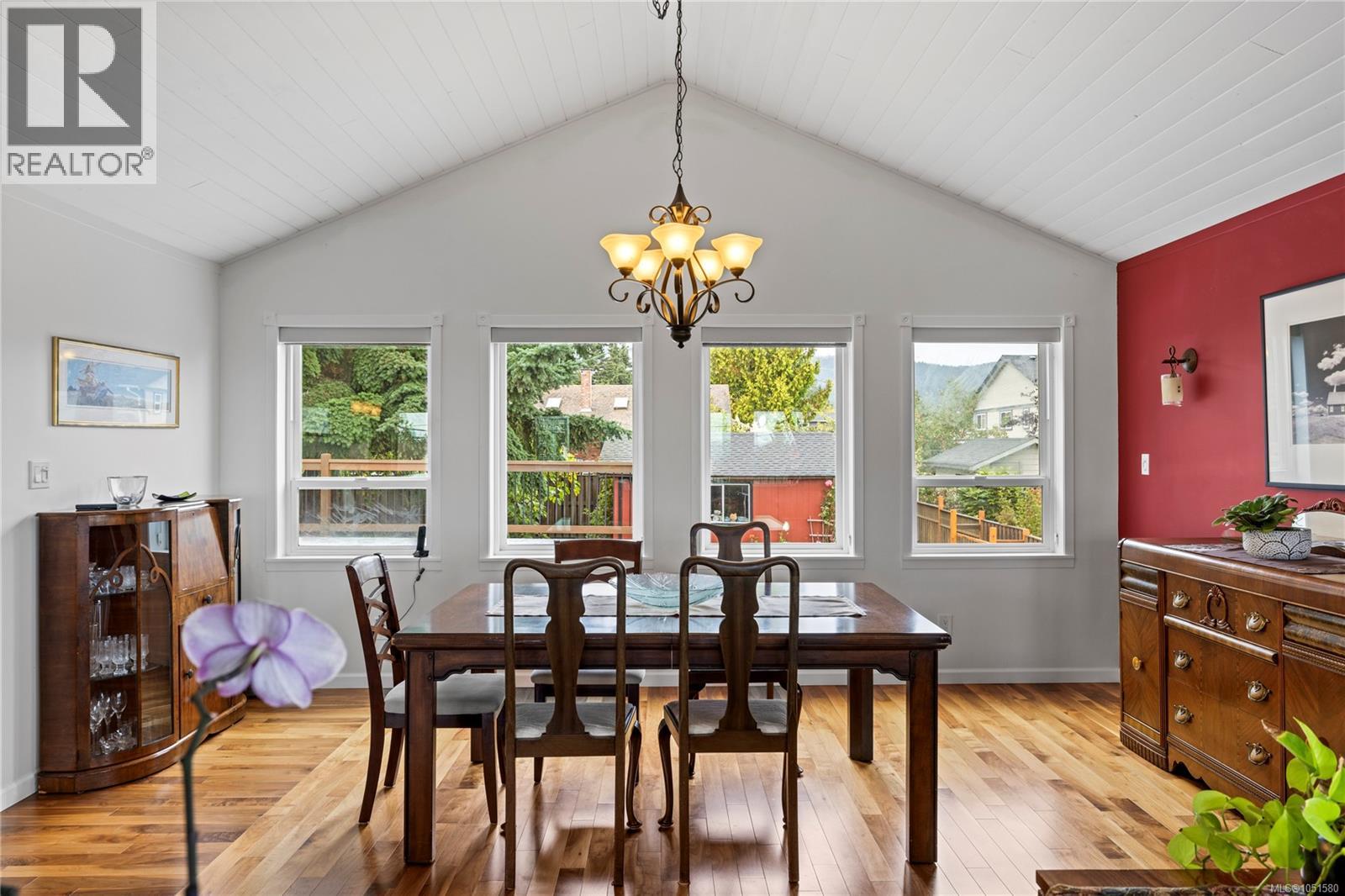 10842 Grandview Rd - Image 21