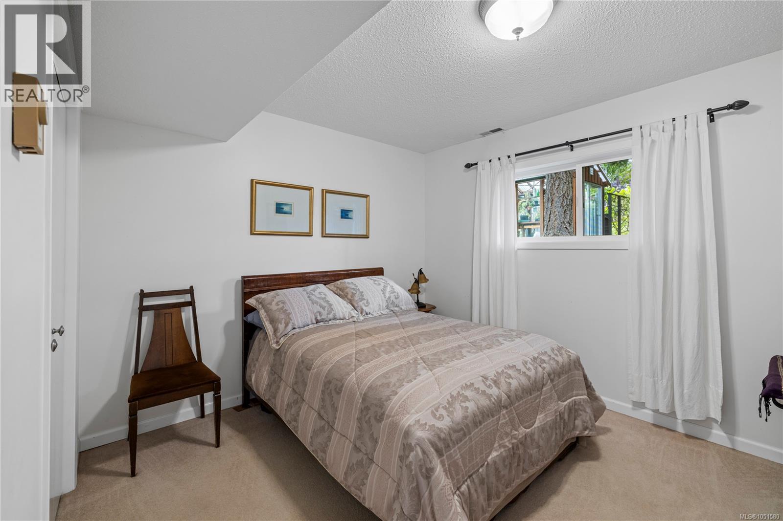 10842 Grandview Rd - Image 46