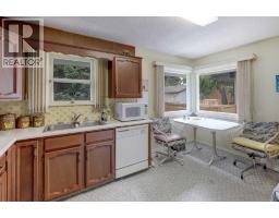 2119 Halifax Crescent NW, Calgary — photo 4