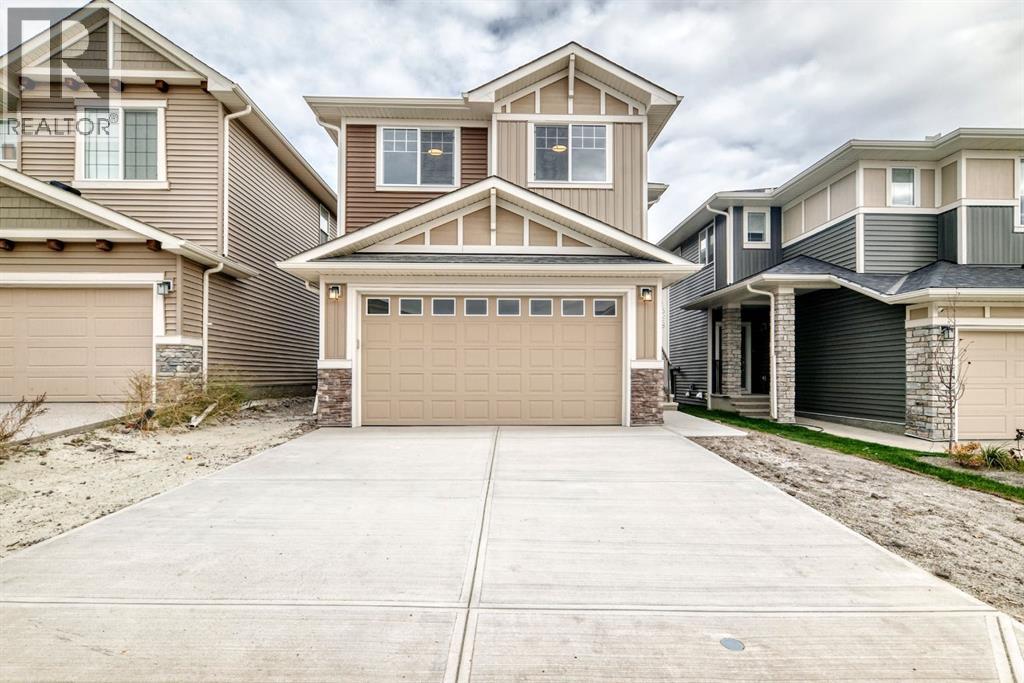 1359 Bayview Crescent SW - 1
