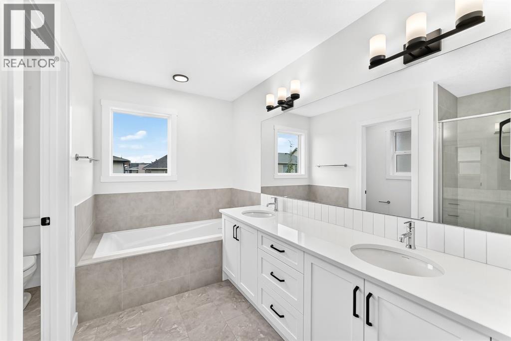 1359 Bayview Crescent SW - 19