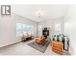 Bedroom - 151 Sundown Way, Cochrane, AB T4C0H4 Photo 14