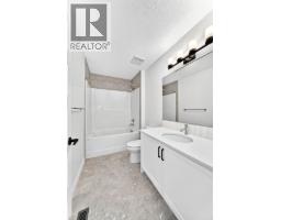 1359 Bayview Crescent SW - photo 26