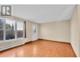 924 Dynes Road, Ottawa, ON K2C0G8 Photo 6