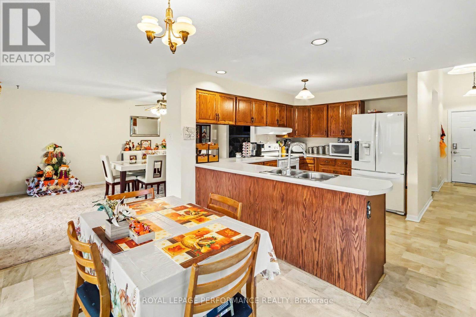21 PULFORD CRESCENT - 15