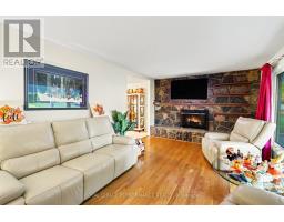 Kitchen - 21 Pulford Crescent, Ottawa, ON K2B6L6 Photo 7