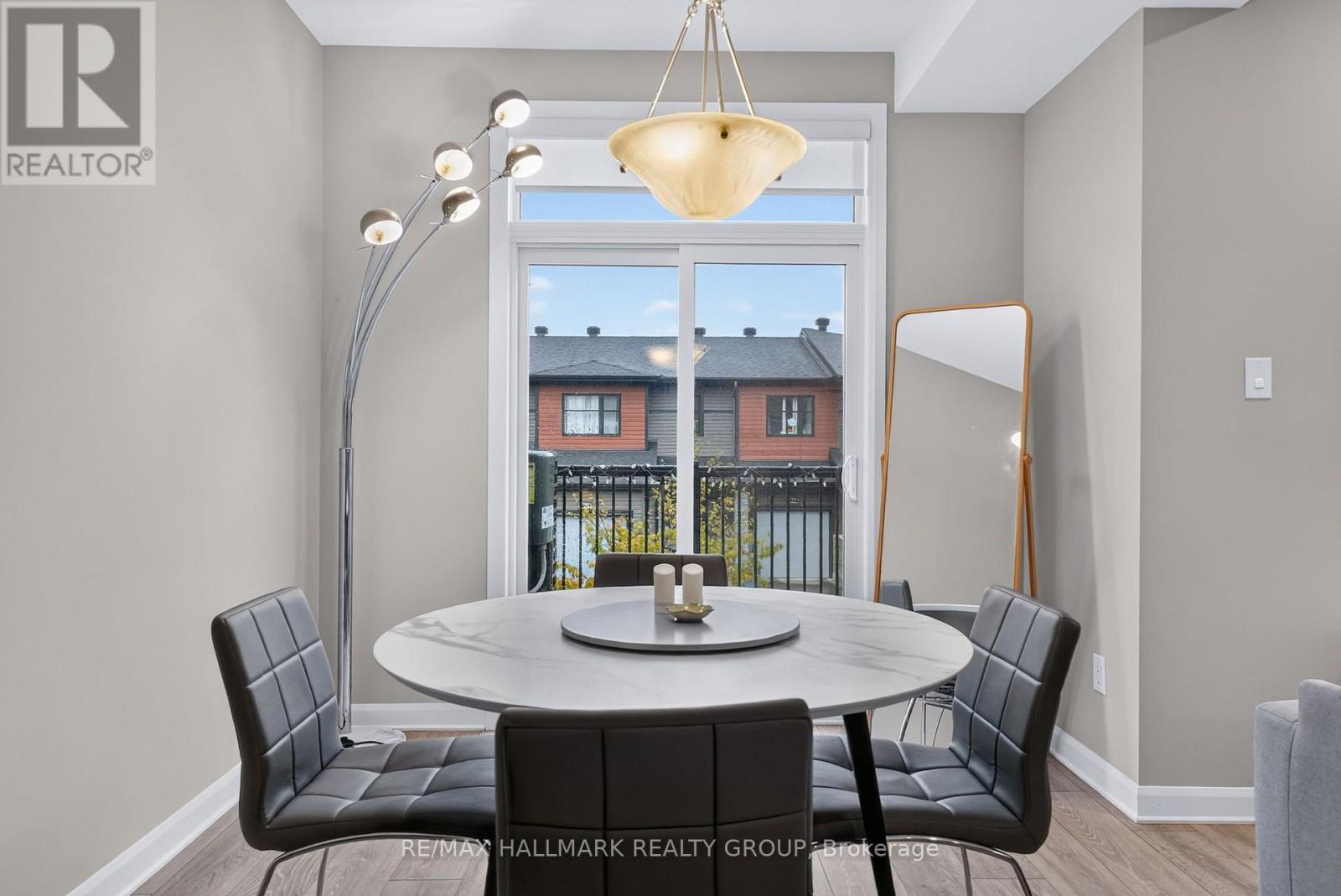 Commercial Properties for Rent in Ottawa – 131 ATTWELL PRIVATE – By Peter Sagos - Image 19
