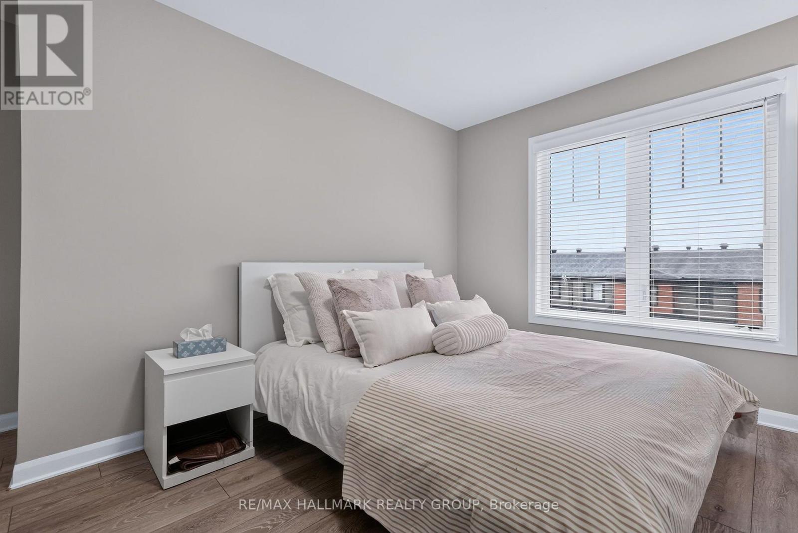 Commercial Properties for Rent in Ottawa – 131 ATTWELL PRIVATE – By Peter Sagos - Image 30