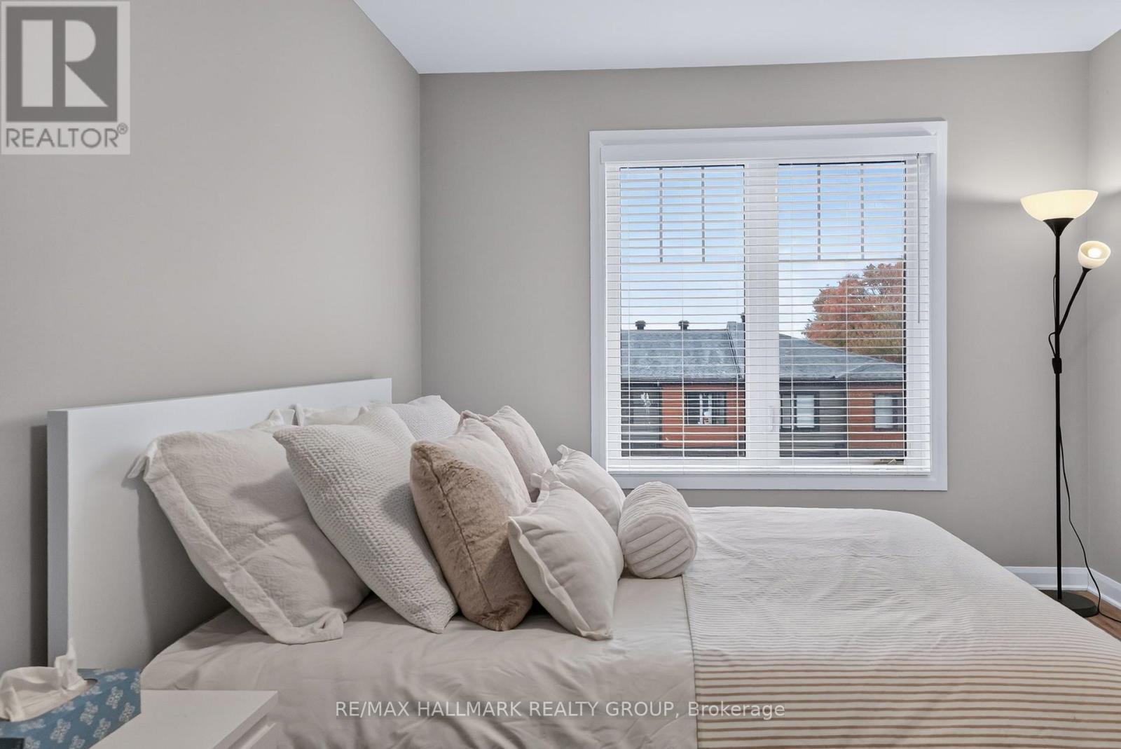 Commercial Properties for Rent in Ottawa – 131 ATTWELL PRIVATE – By Peter Sagos - Image 32