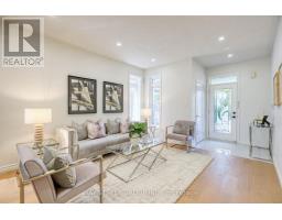 Family room - 15 Fraserwood Road, Vaughan, ON L4J9C5 Photo 6