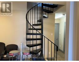 12 - 160 Cidermill Avenue, Vaughan, ON L4K4K5 Photo 6