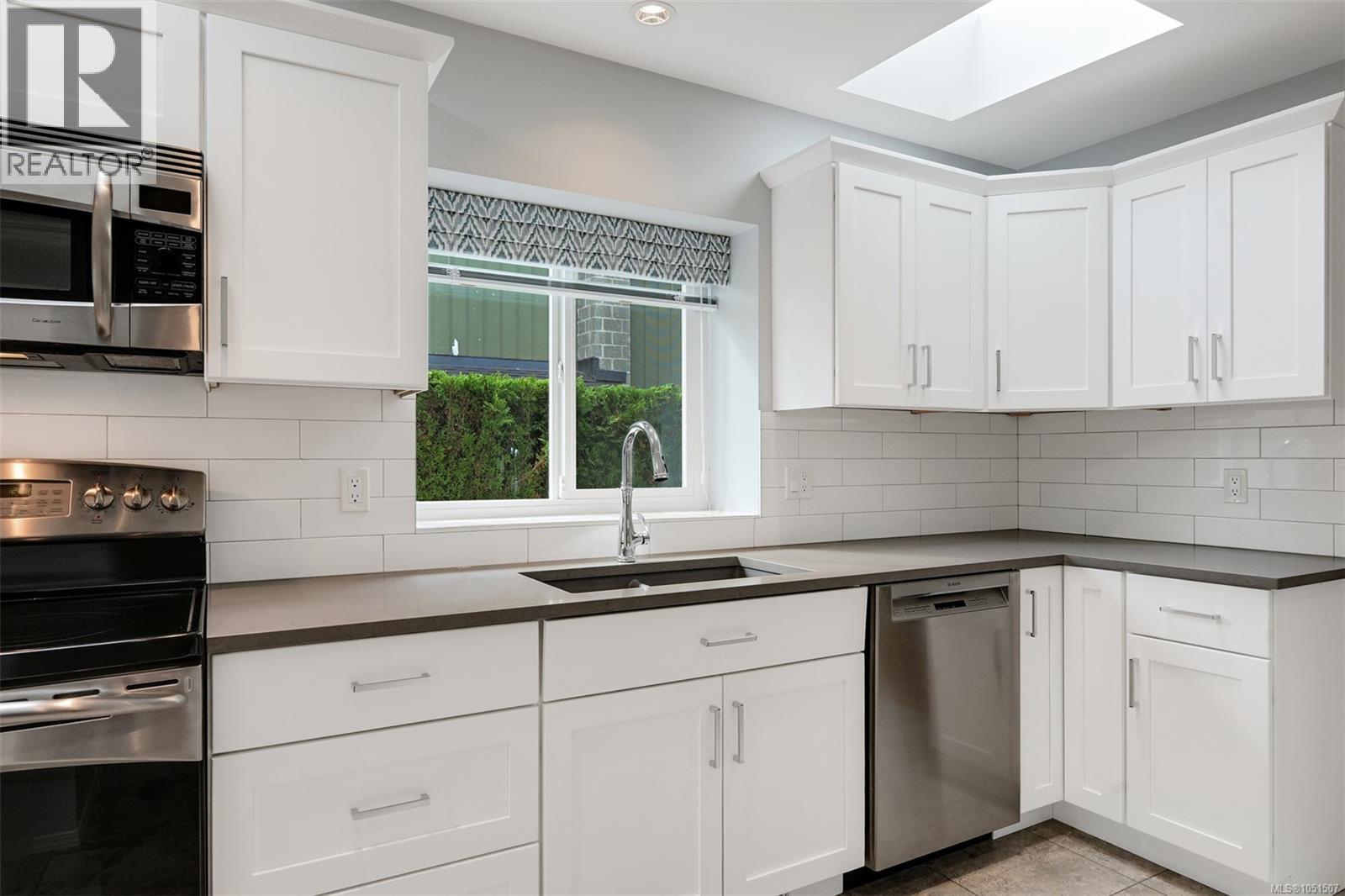 1309 Layritz Pl - Image 14