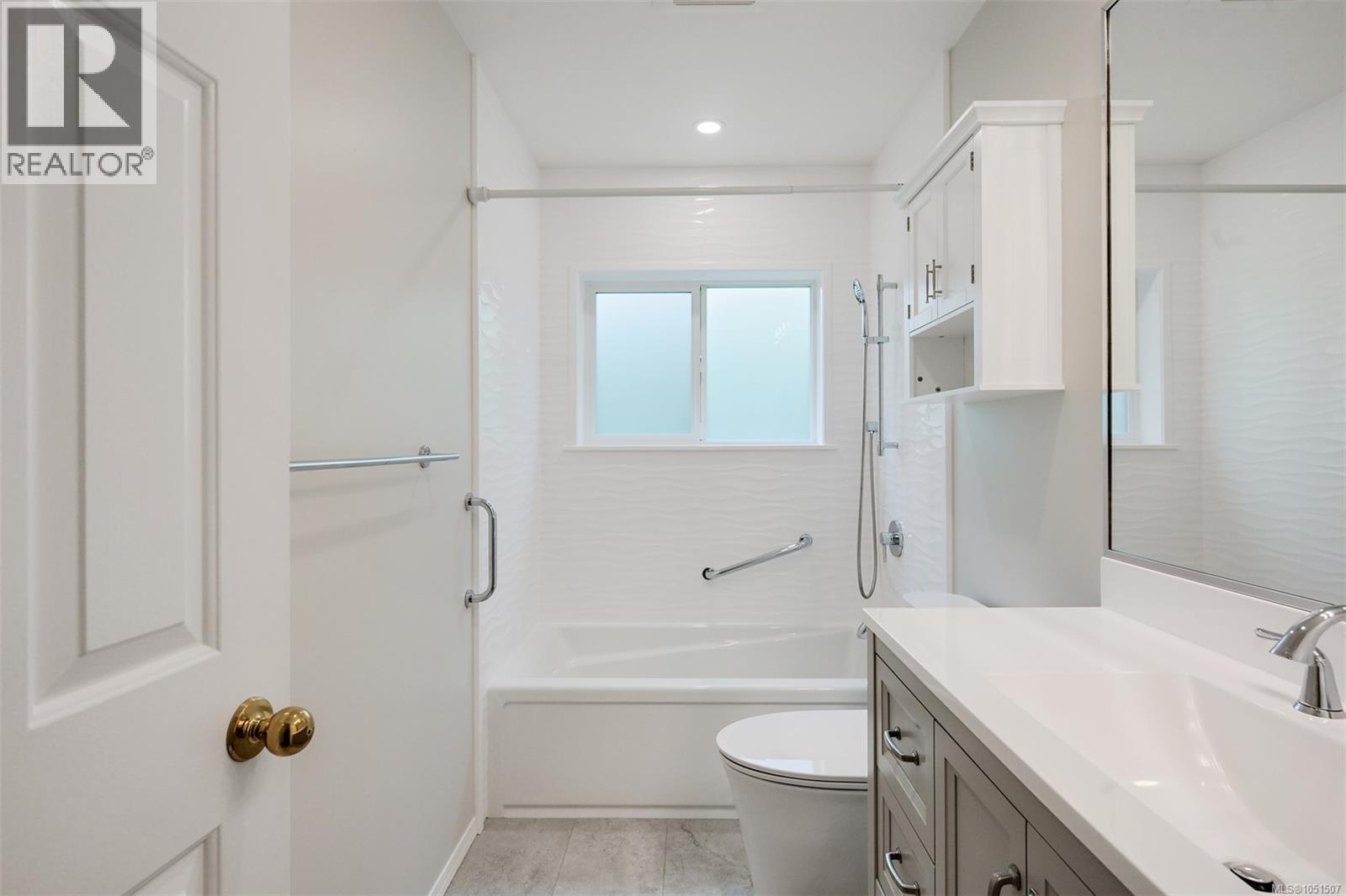 1309 Layritz Pl - 34