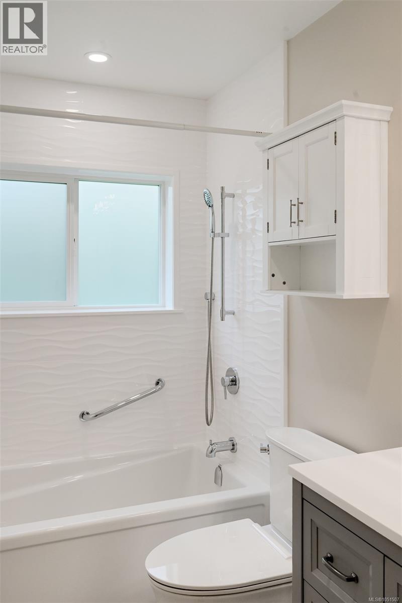 1309 Layritz Pl - Image 35