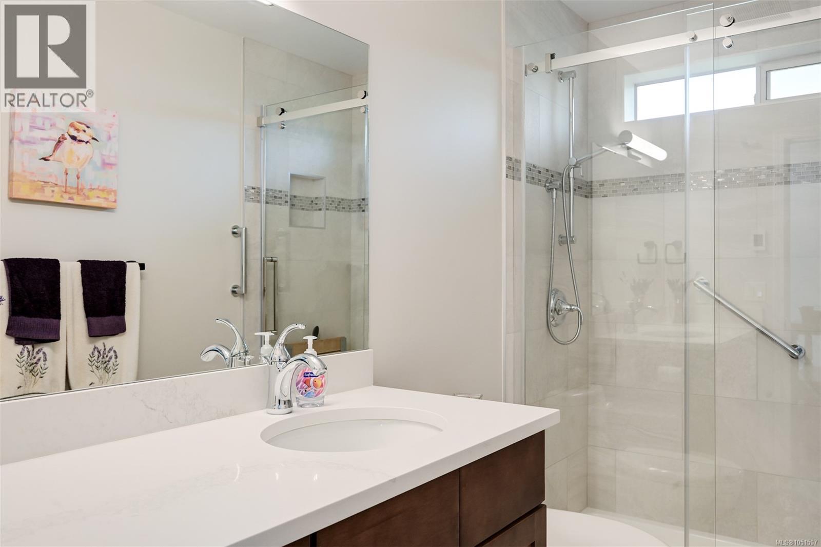1309 Layritz Pl - 40