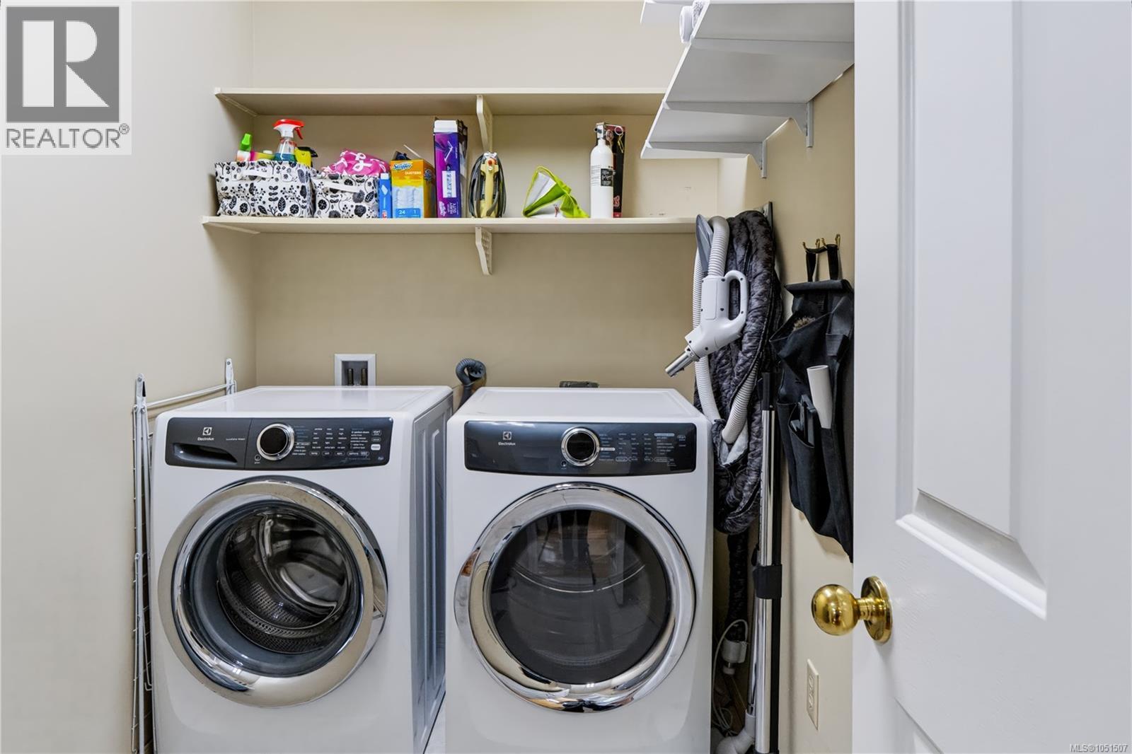 1309 Layritz Pl - Image 43