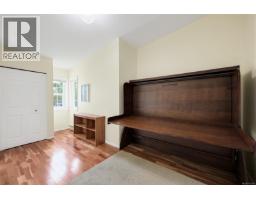 1309 Layritz Pl, Saanich, BC V8Z7C4 Photo 41