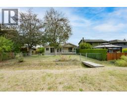 1309 Layritz Pl, Saanich, BC V8Z7C4 Photo 51