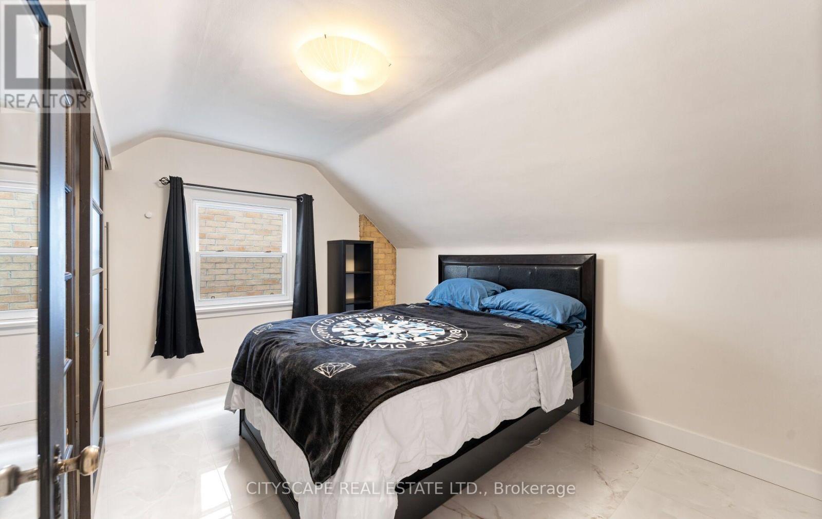 50 SOUTH KINGSWAY - 13