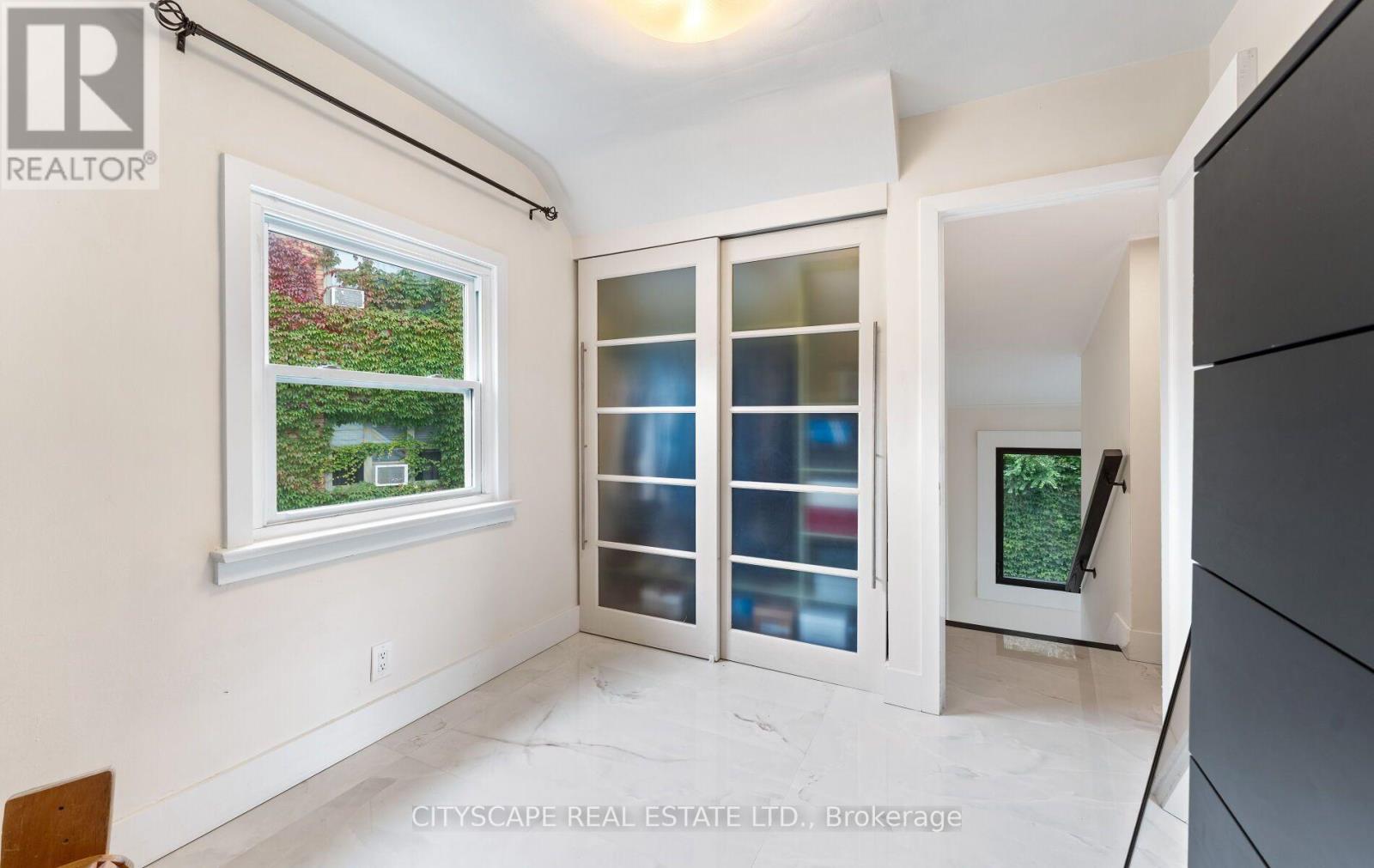 50 SOUTH KINGSWAY - 16