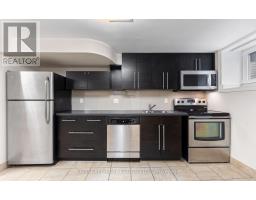 50 South Kingsway, Toronto, ON M6S3T3 Photo 21